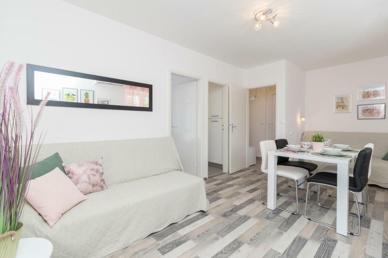 Apartman Roko 돈제페트레케인 외부 사진